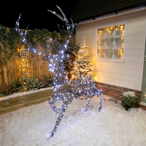 2.0m Christmas Brown Wicker Grand Stag 350 White LEDs