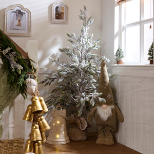 4ft Frosted Tree with Jute Base