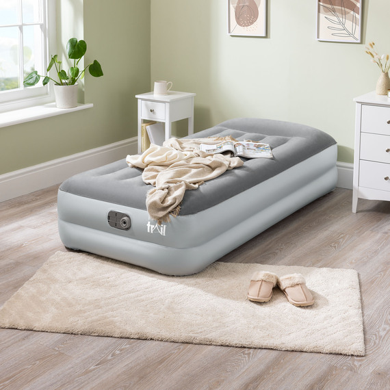 Deluxe XL Airbed with AC Pump