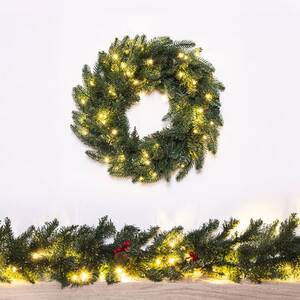 The Pre-lit Ultra Mixed Pine Wreath