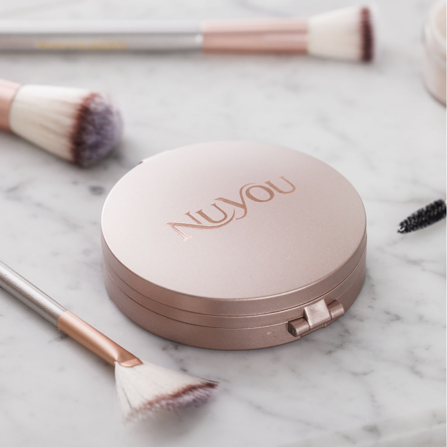 Jml Nu You Tri Fold Mirror With Magnification And Led Light - Image 4