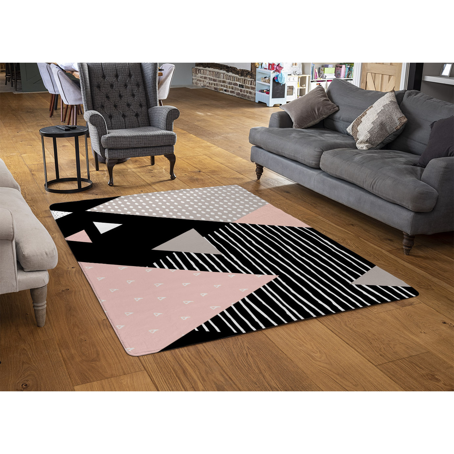 Triangle Geometrics Rug