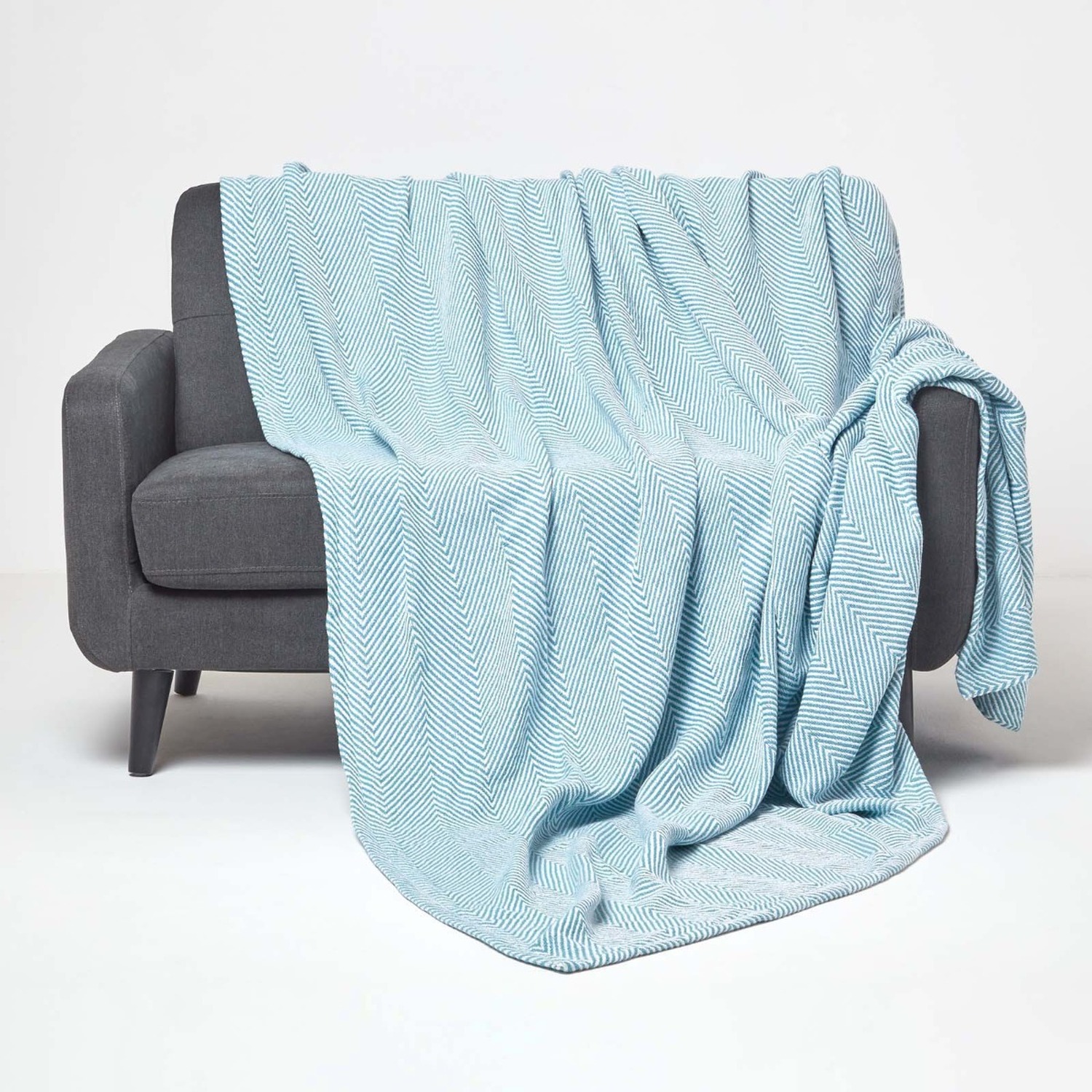 Homescapes Cotton Halden Chevron Throw - Teal / 360Cm
