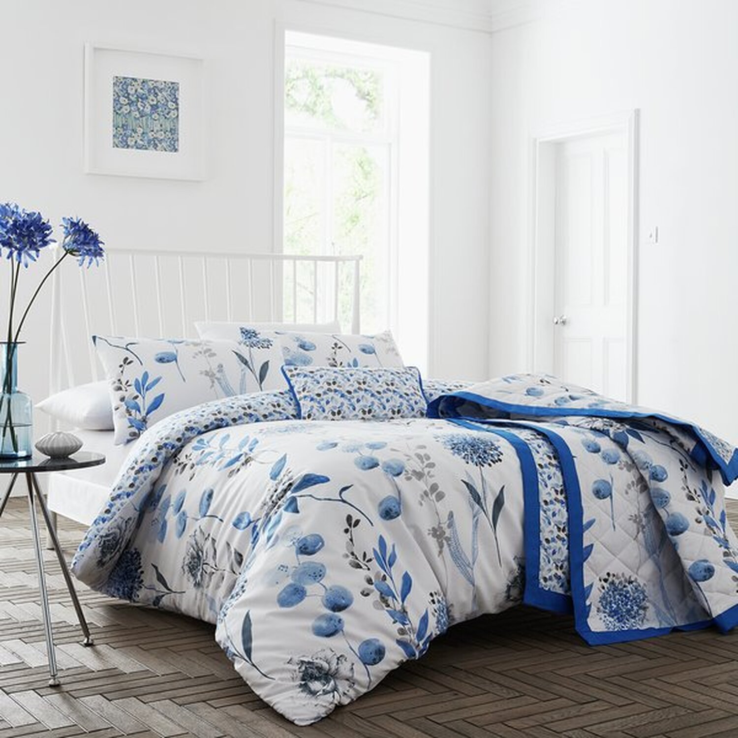 Bellissimo Floral Inky Duvet Set - White Blue King