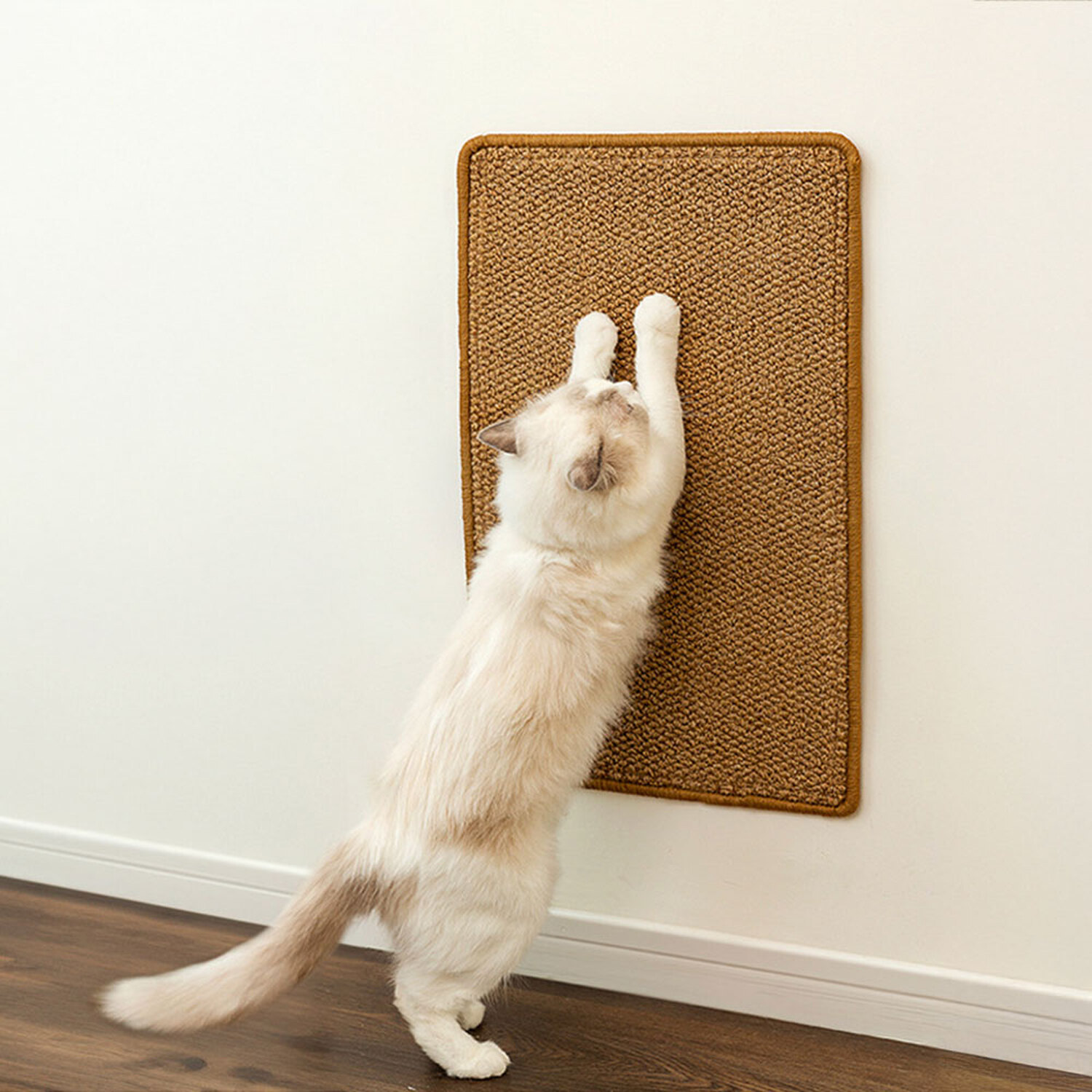 Livingandhome Non-Slip Pseuo-Sisal Cat Scratching Pad - Brown / 40Cm