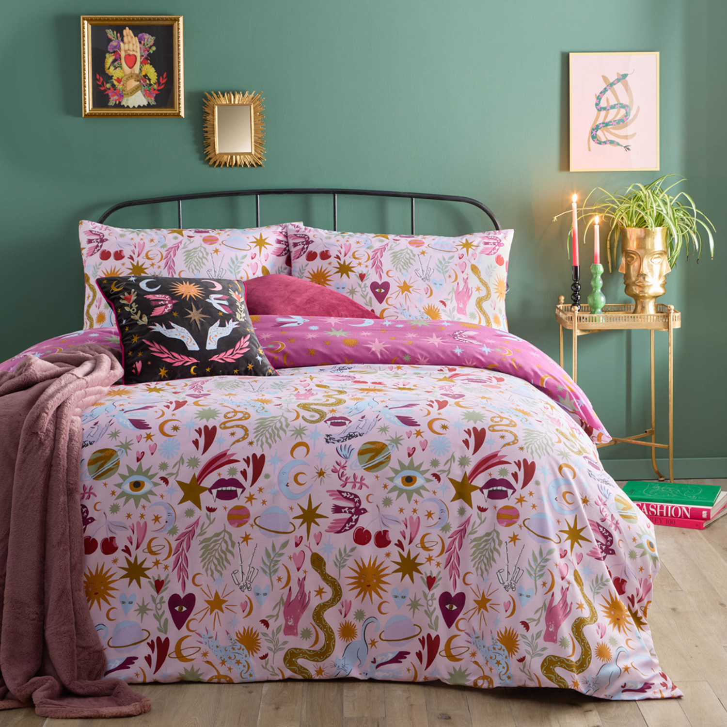 Enchanted Printed Reversible Duvet Cover Set Double - Pink