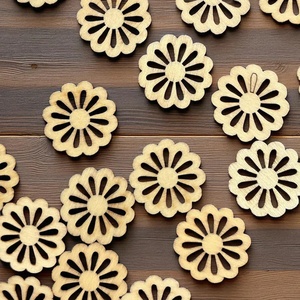 Pack of 50 Decorative Rustic Wooden Daisy Flower Embellishments