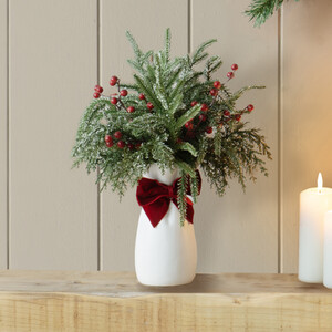 Frosted Red Berry Floristry Pot