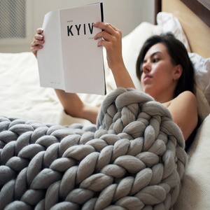 Livingandhome Chunky Knit Throw
