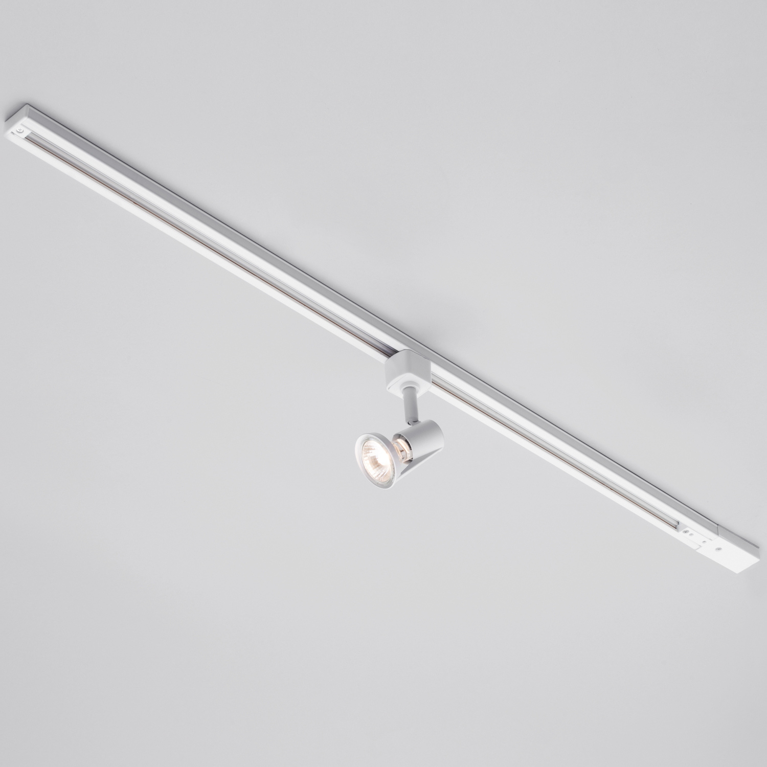1 Metre Track Light Kit With Harlem Spotlight Heads And Led Bulbs - White 1