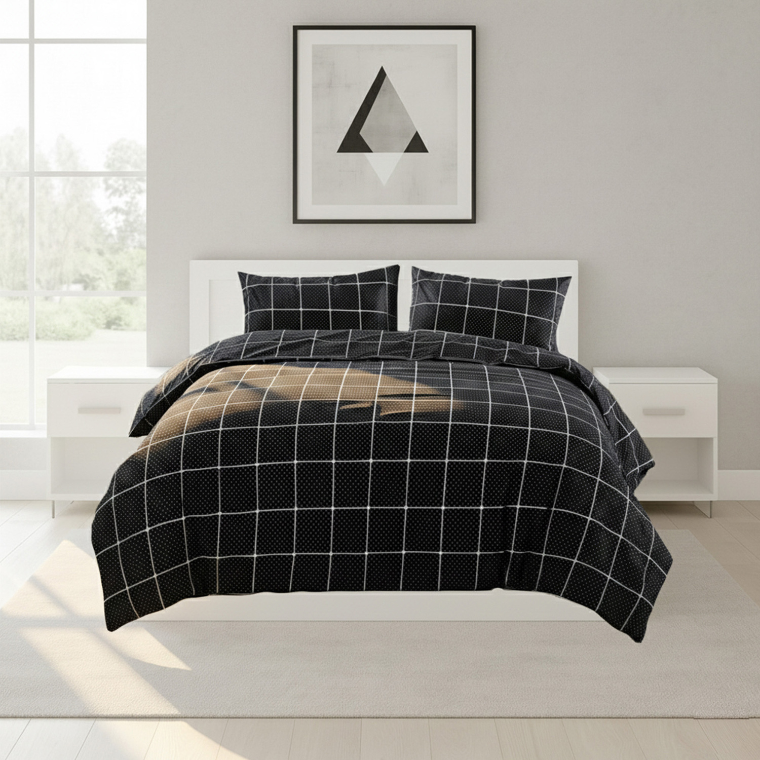 Snug City Box Dot Pattern Duvet Cover Set Soft Easy Care Contemporary Bedding in Black | Size: King