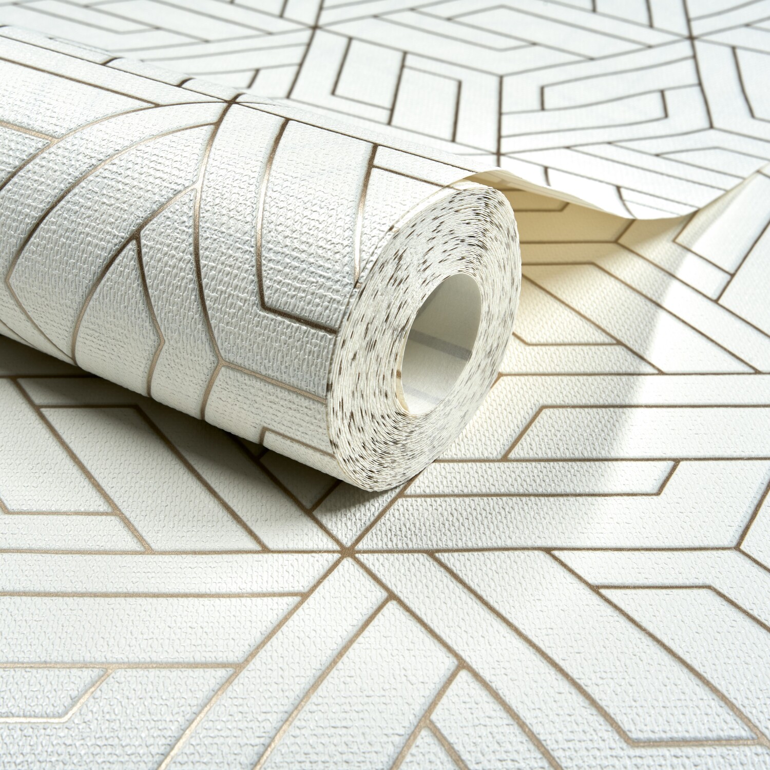 Grandeco Cobra Geometric Metallic White Vinyl Wallpaper - Image 2