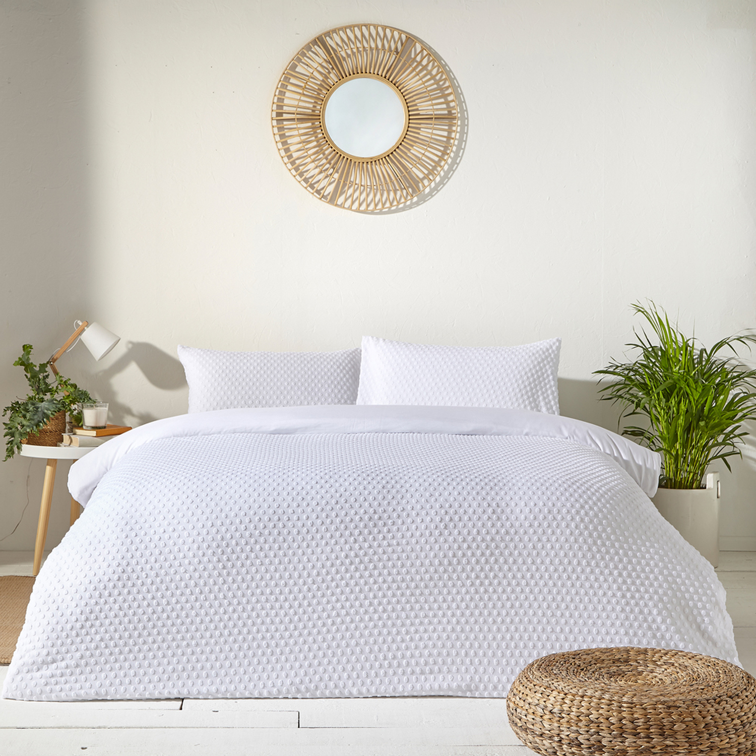 Polka Tuft Duvet Cover Set - White Superking