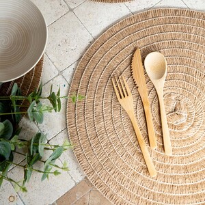 Set of 4 Jute Placemats, Natural Hessian Round Table Mats
