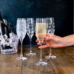 Mikasa Champagne Glasses 4 x 250ml