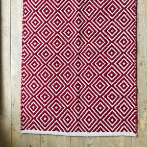 Red Diamond Weave Cotton Handloom Rug 60 x 90cm