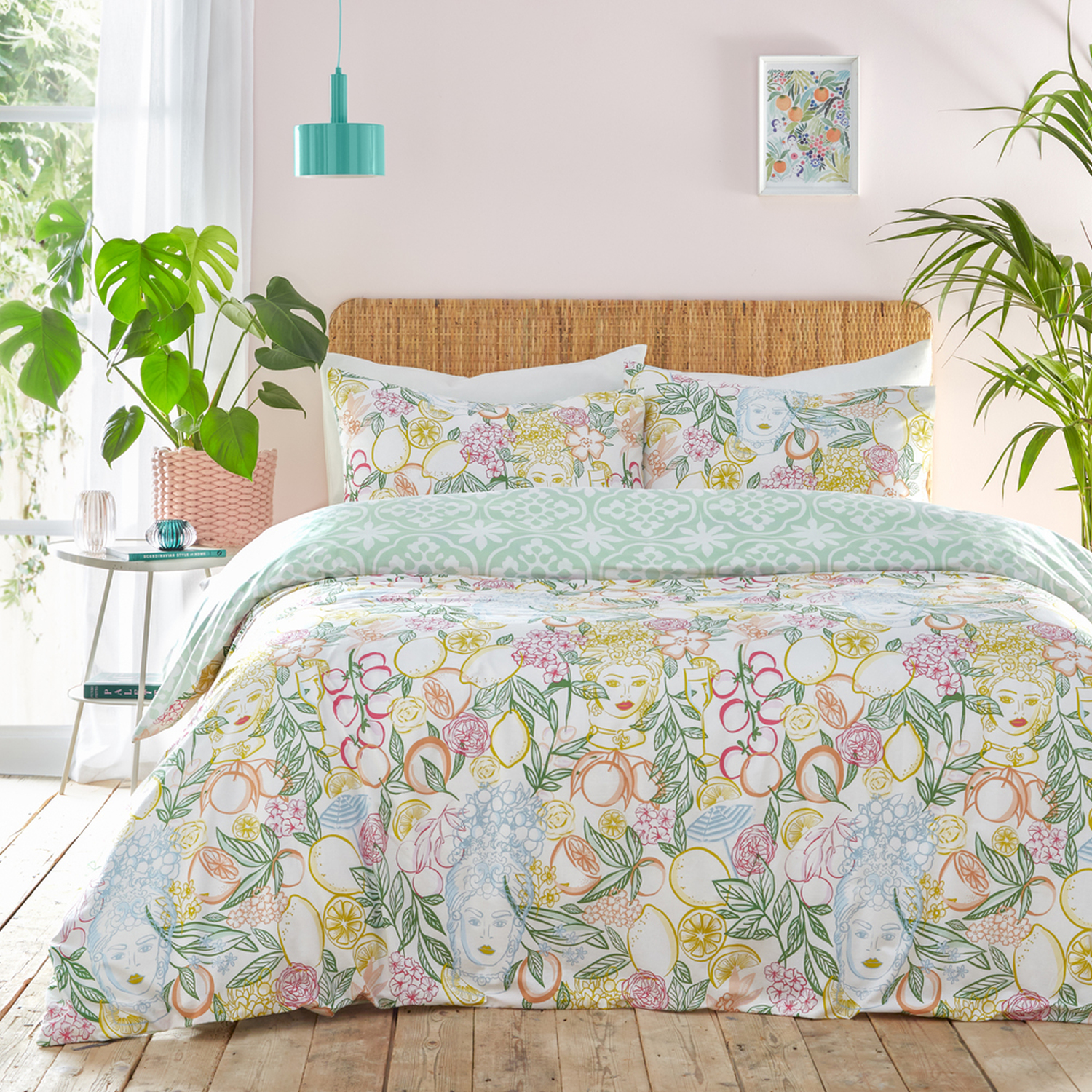 Taormina Floral Duvet Cover Set - Multicolour King