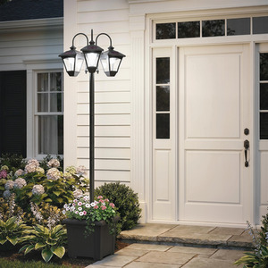 Outsunny Solar Lamp Post Dusk-to-Dawn Sensor 185 cm Black