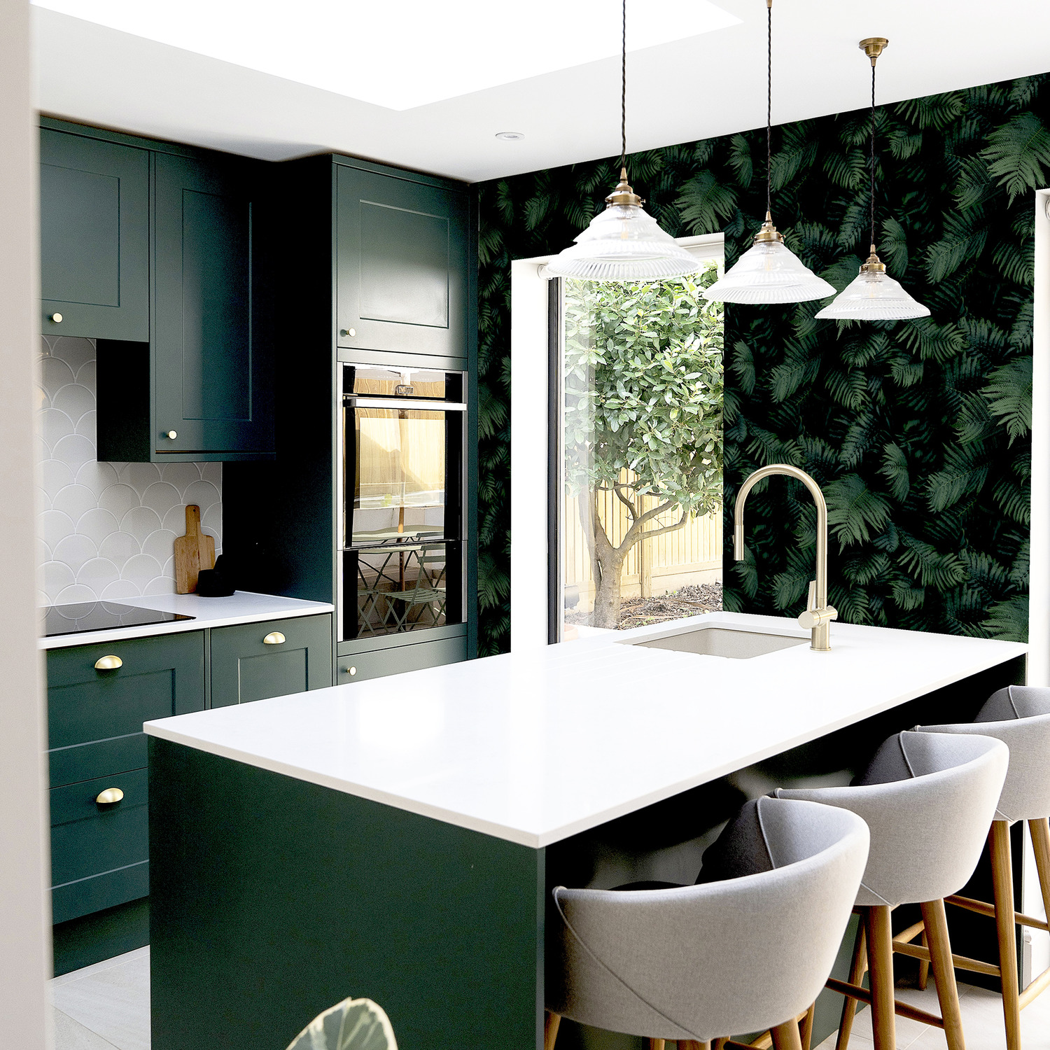Arthouse 3D Look Fern Wall Green Wallpaper - Green
