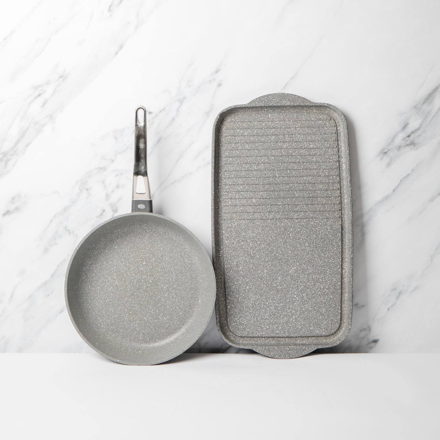 MasterClass Set of Cast Aluminium Fry Pan 28cm, Dual Griddle Tray 46cm - Grey