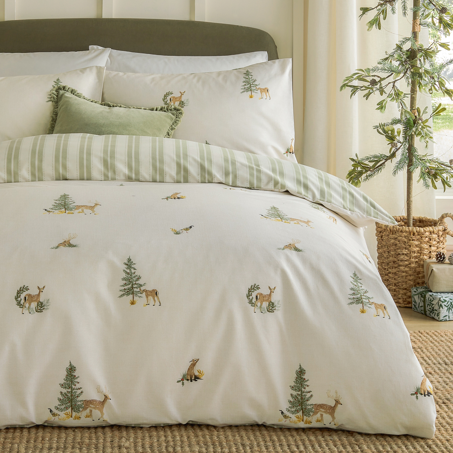 Charlecote Printed Cotton Duvet Cover Set Single - Green Natural