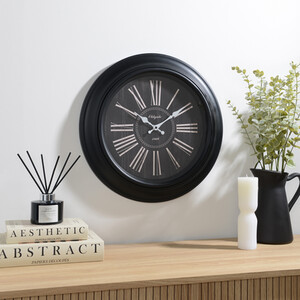 Round Wall Clock