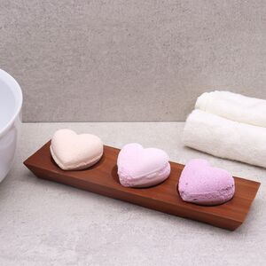 Elegant Three Bay Mahogany Soap Dish Set