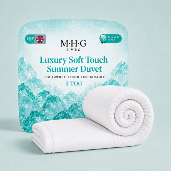 3 Tog Summer Quilt Duvet - Luxury Soft Touch Microfibre, Breathable & Lightweight