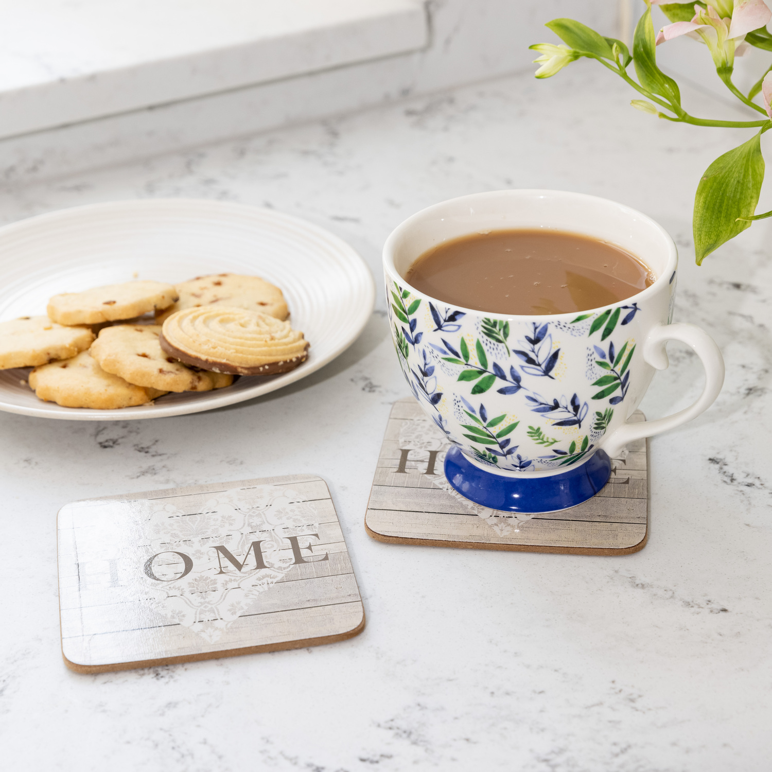 Image of 4-Piece Leafy Lemon Footed Mug Set&hellip;