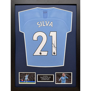 David Silva Signed and Framed Manchester City Shirt