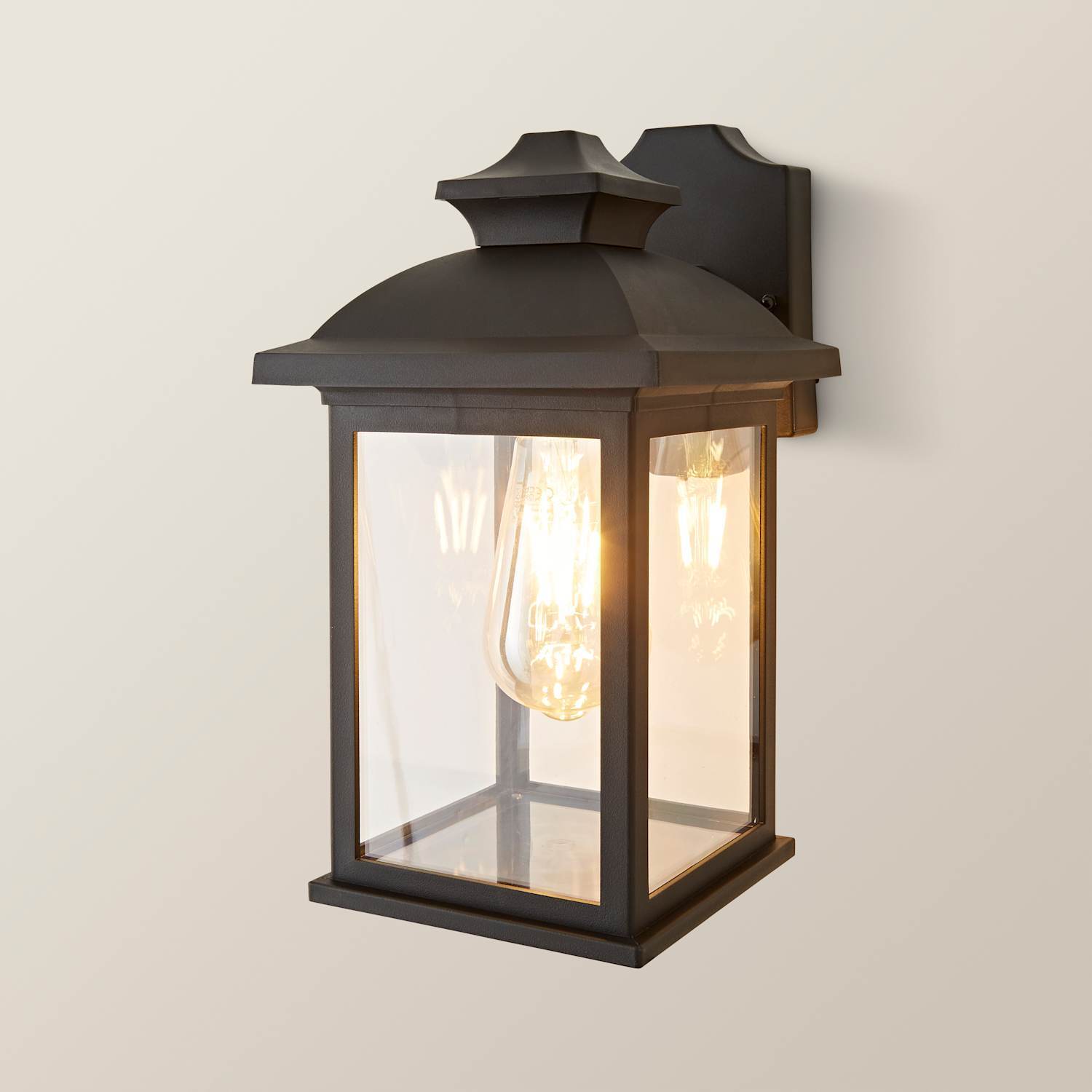 Valuelights Unisex Black Leo Matte Traditional Lantern Ip44 Wall Light With Led Bulb - Image 3