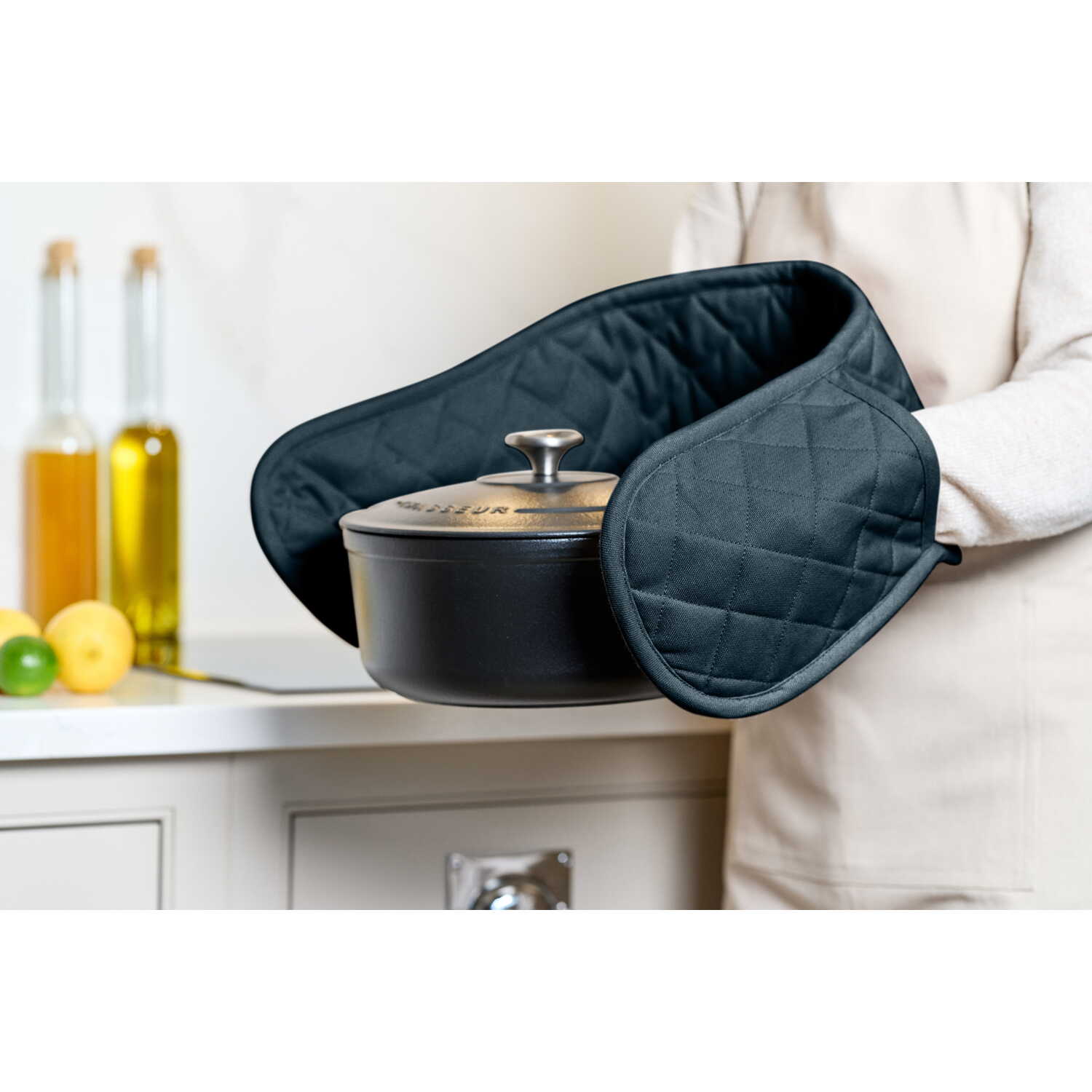 Image of Dexam Love Colour Double Oven Gloves&hellip;