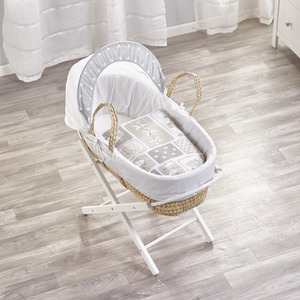How Many Sheep Palm Moses Basket with Folding Stand White
