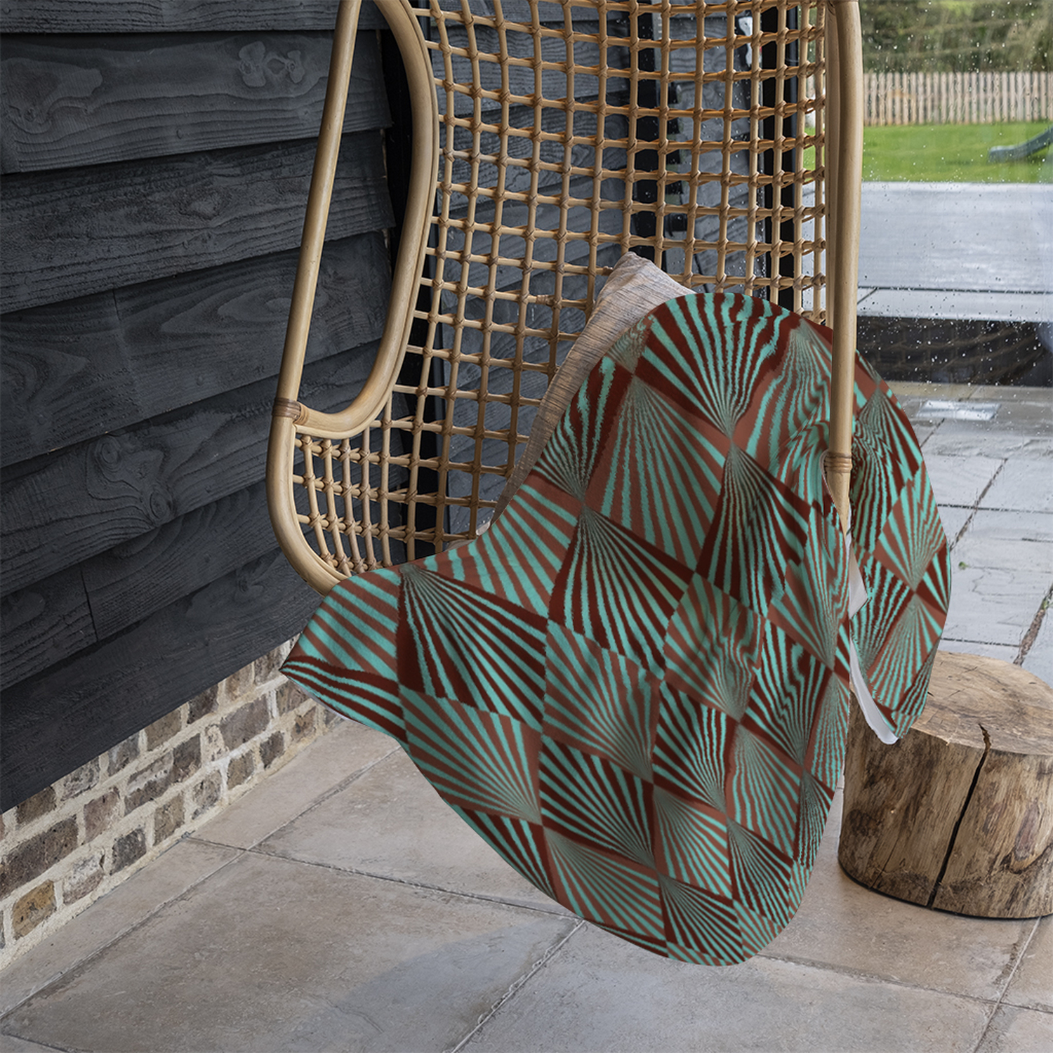 Green Geometric Rays Blanket - Green
