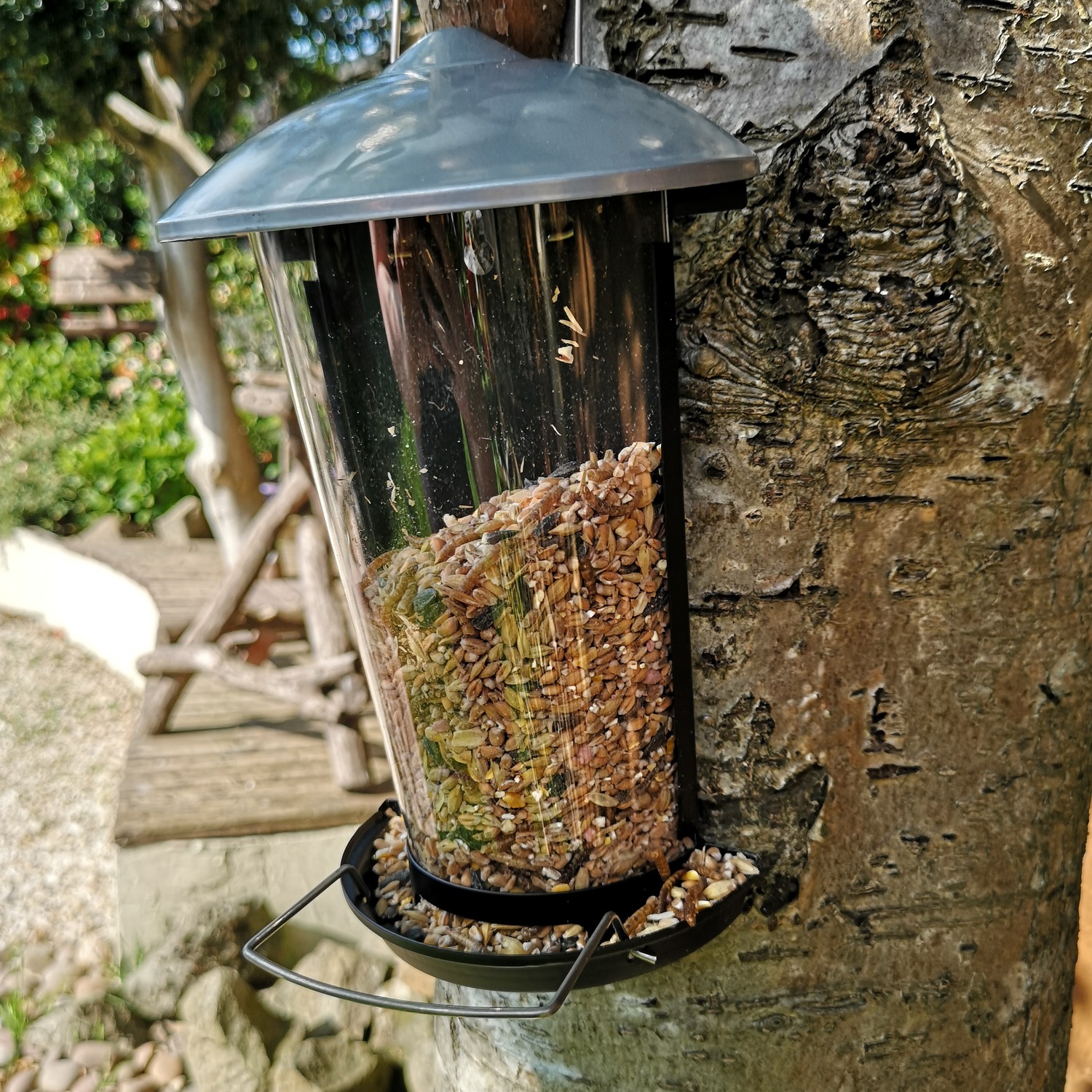 Tom Chambers Flat Back Design Hanging Wild Bird Seed Feeder  - Black