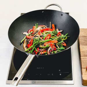 MasterClass Carbon Steel 35.5cm Wok