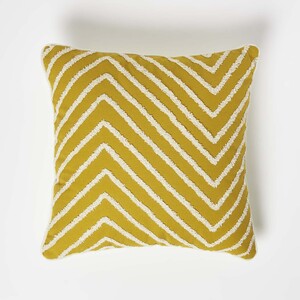Homescapes Chevron Tufted Cotton Cushion