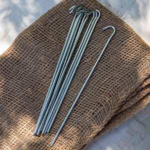 Gardman Metal Garden Pegs 10 Pack