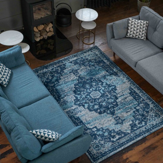 Traditional Medallion Living Area Rug