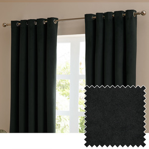 Set of 2 The Ultimate Velvet Room Darkening Eyelet Curtains