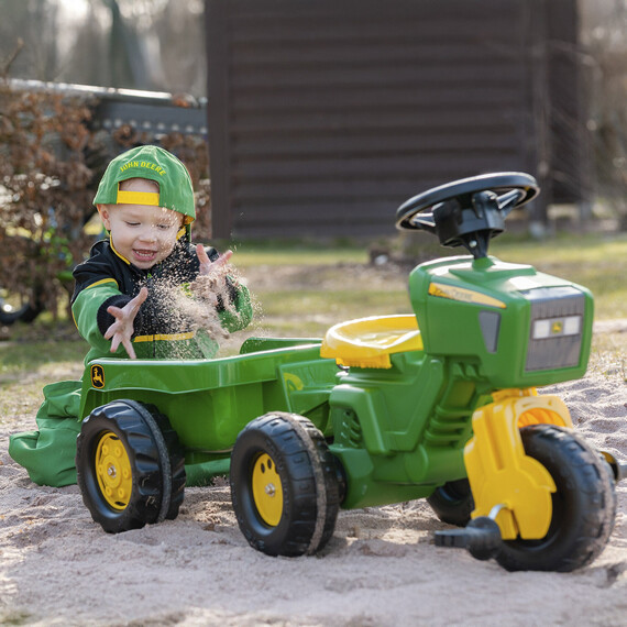 J Deere Trio Tractor With E.S.W.Trailer