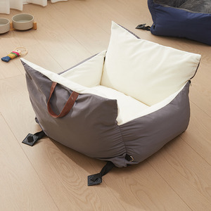 Luxury Plush Car Pet Bed with Adjustable Straps