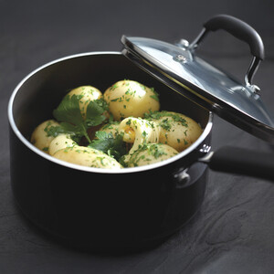 MasterClass Non-Stick Heavy Duty 18cm Saucepan