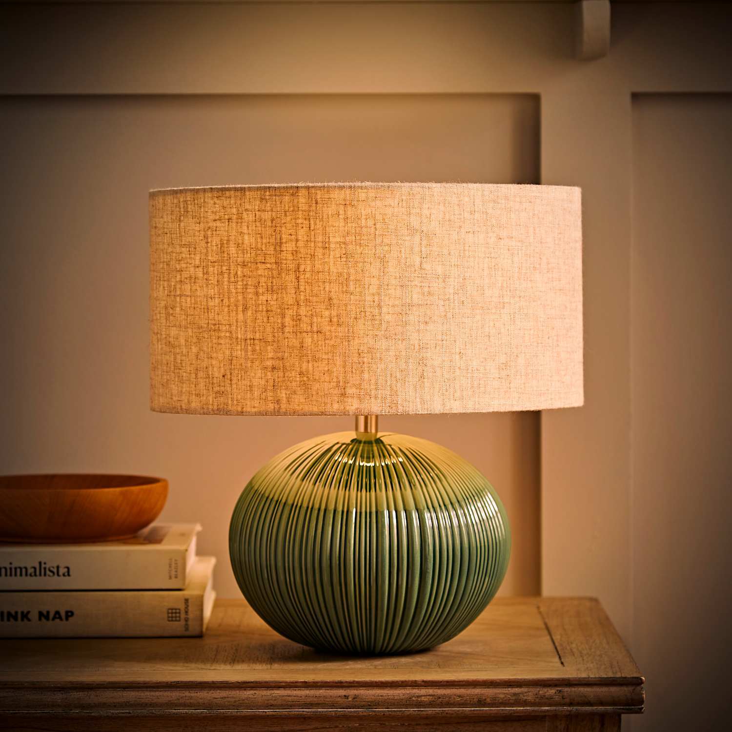 ValueLights Rebecca Table Lamp - Green - Ceramic - Linen Shade - Image 4