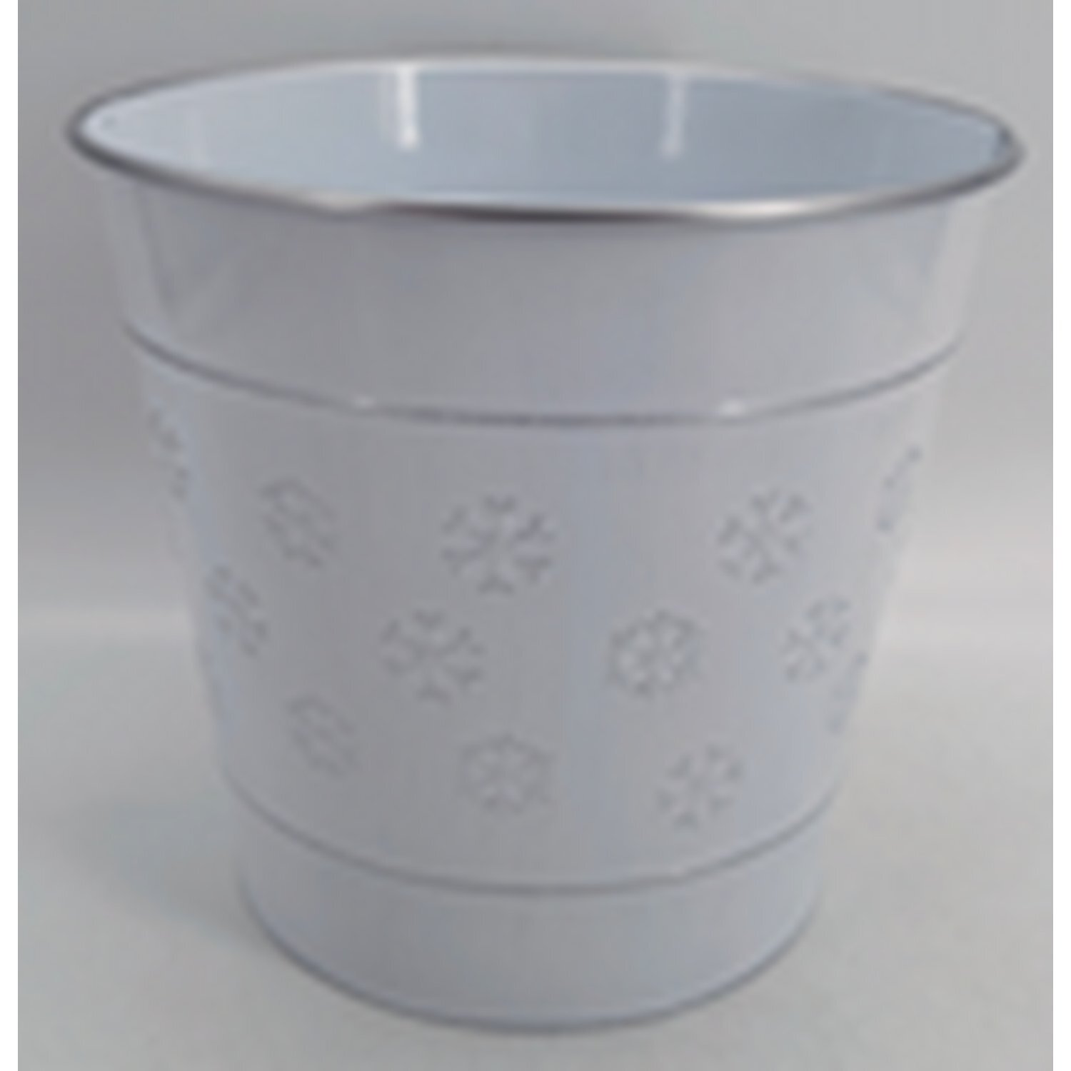 KDMD White Rustic Frosted Snowflakes Pot - 19mm in Off-White