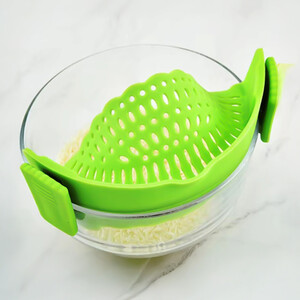 2 Pack of Snap Strainers