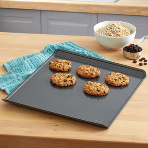 Non-Stick Heavy Duty Baking 13.5 Inch Cookie, Biscuit Sheet