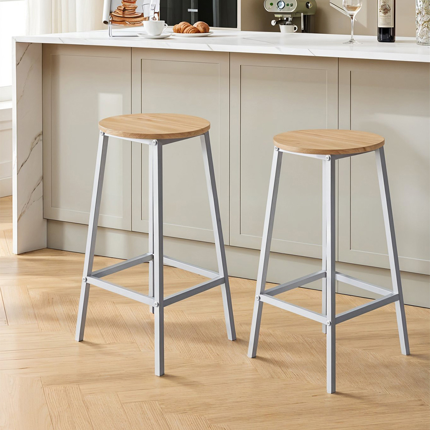 Livingandhome Set Of 2 Round Bar Stools - White