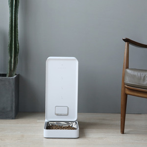 Fresh Auto Feeder - White