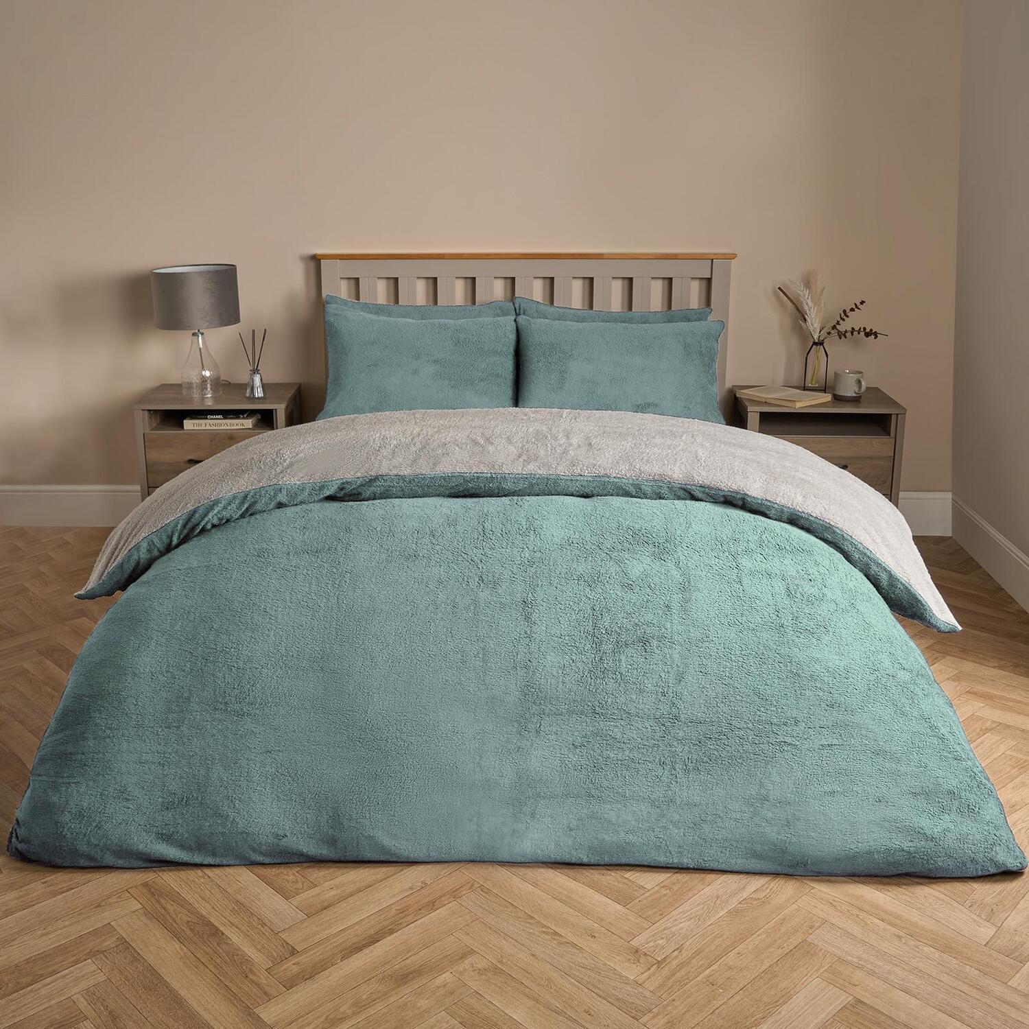 OHS Reversible Teddy Duvet Cover with Pillowcase in Duck Egg Blue | Size: King